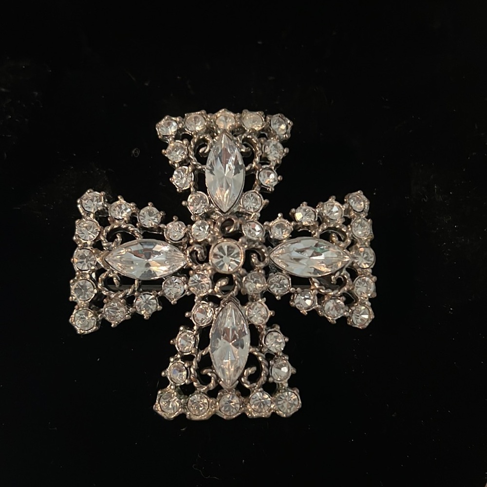 Premier Designs Rhinestone Cross Brooch/Pendant
